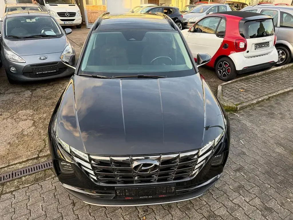 Gebraucht Hyundai Tucson Trend 136 PS (100 kW) 2021 Schwarz SUV