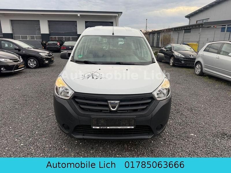 Weiß Gebraucht 2015 Dacia Dokker Ambiance Van / Kleinbus | 3.999 € (Fairer Preis) - Bild 1/4