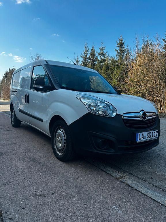 Second-hand Opel Combo 95 CP (69 kW) 2018 Alb Monovolum