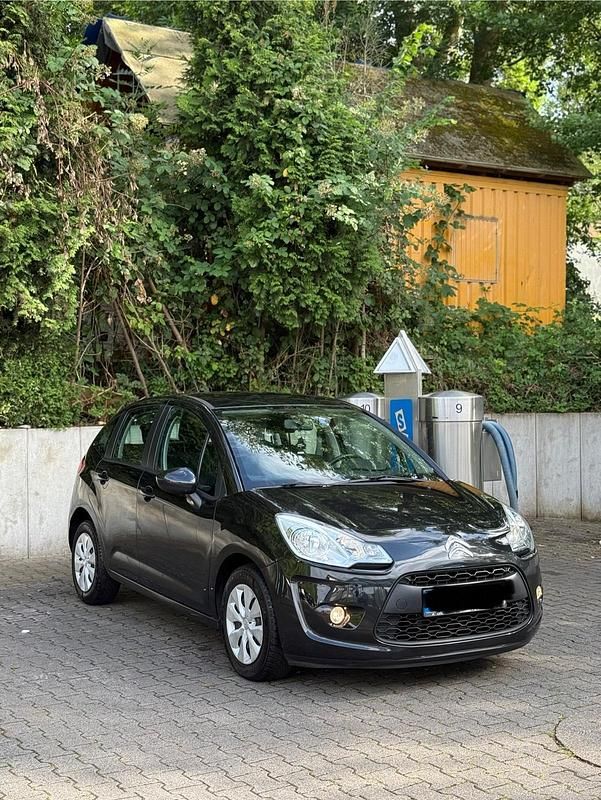 Schwarz Gebraucht 2010 Citroën C3 Kleinwagen | 2.800 € - Bild 1/4