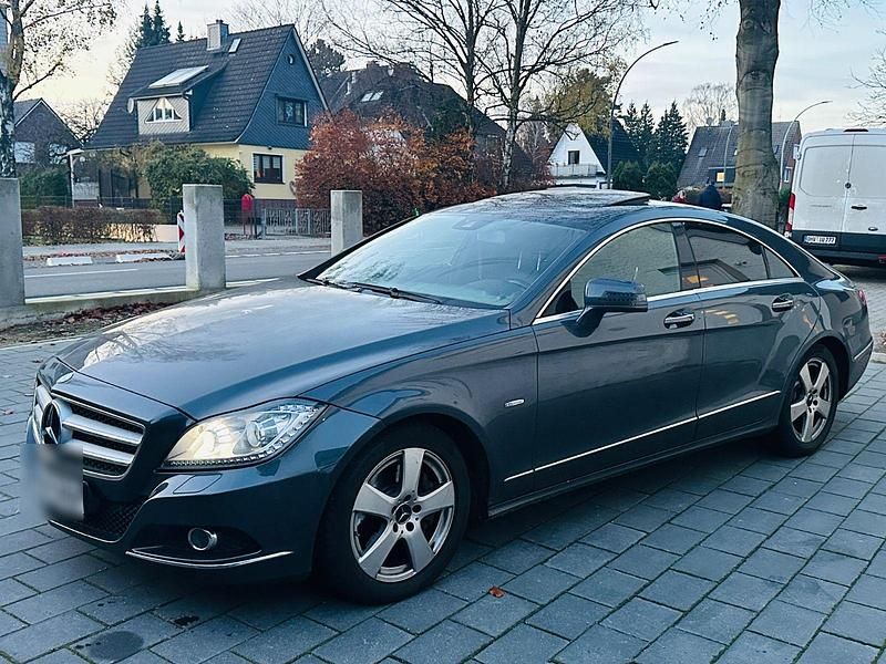Grau Gebraucht 2012 Mercedes CLS350 Coupé | 13.800 € (Superpreis) - Bild 1/4