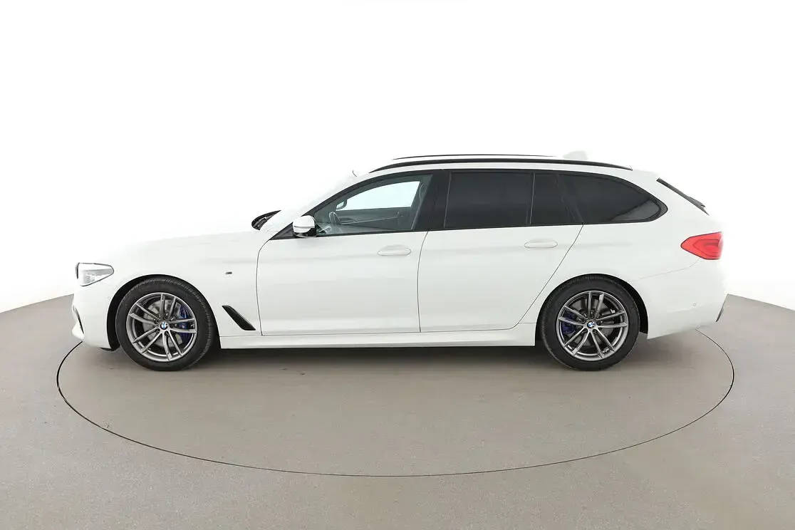 Gebraucht BMW 530 M Sport 265 PS (194 kW) 2019 Weiß Kombi