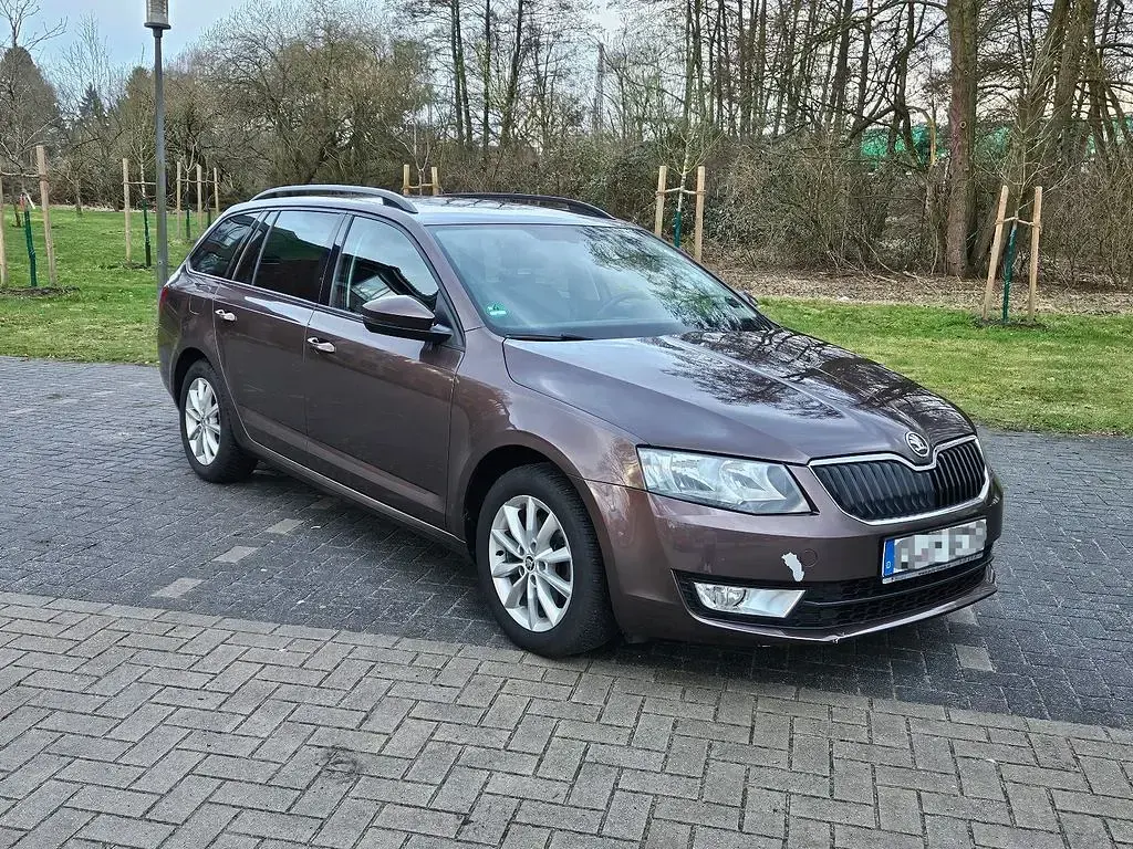 Gebraucht Skoda Octavia 150 PS (110 kW) 2016 Braun Kombi