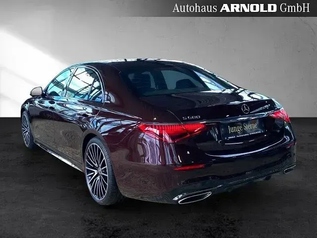 Gebraucht Mercedes S580 AMG line 503 PS (369 kW) 2024 Manufaktur rubellitrot Limousine