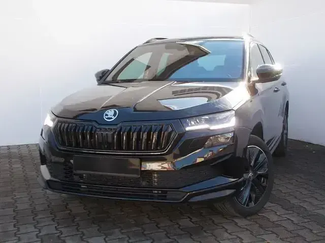 Gebraucht Skoda Karoq SportLine 150 PS (110 kW) 2024 Blackmagicmet. SUV