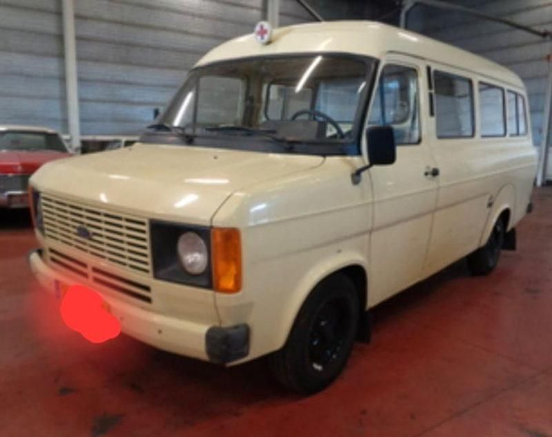 Gebraucht Ford Transit 77 PS (56 kW) 1983 Beige Van / Kleinbus