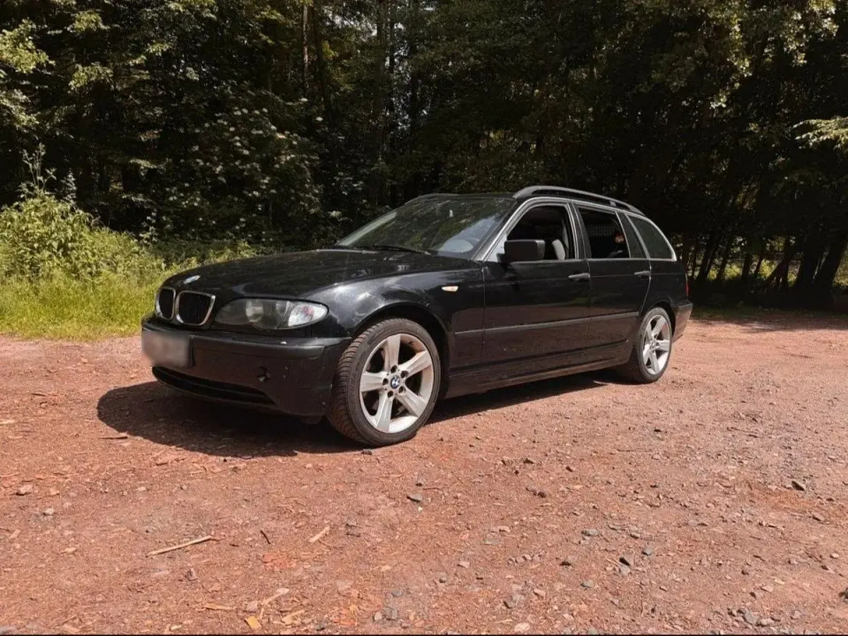 Gebraucht BMW 320 150 PS (110 kW) 2004 Schwarz Kombi