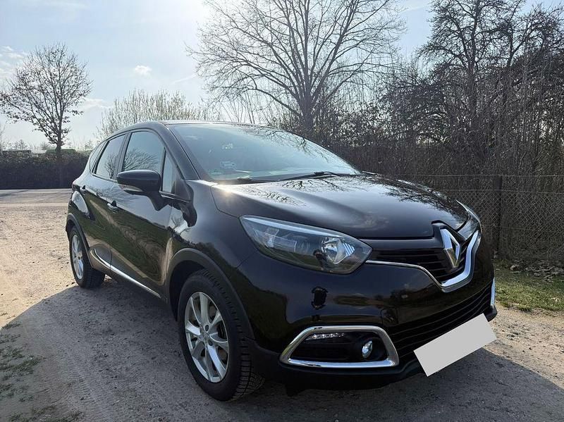 Gebraucht Renault Captur Dynamique 120 PS (88 kW) 2014 Schwarz SUV