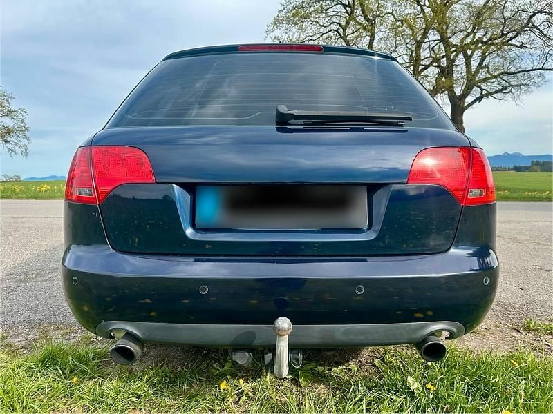 Używany Audi A4 255 KM (187 kW) 2005 Niebieski Kombi