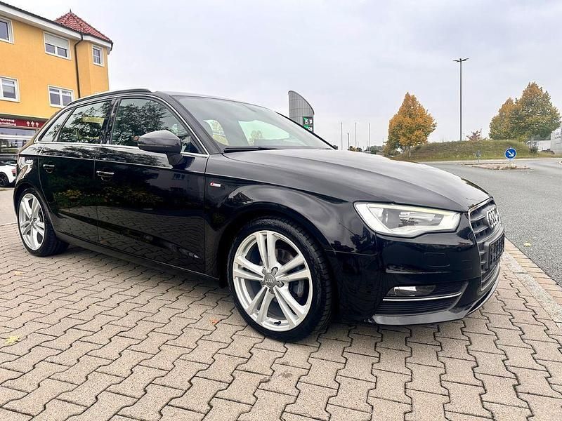 Schwarz Gebraucht 2014 Audi A3 S-Line Limousine | 9.700 € (Fairer Preis) - Bild 1/4
