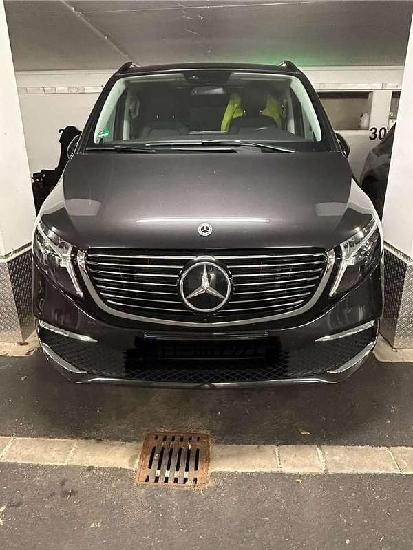Gebraucht 2022 Mercedes EQV300 Avantgarde Kombi | 40.000 € (Guter Preis) - Bild 1/4