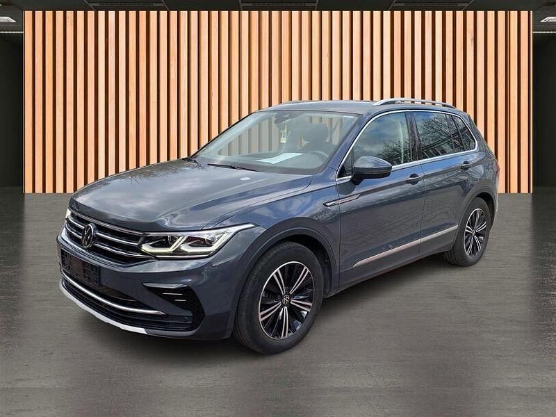 Gebraucht VW Tiguan Elegance 150 PS (110 kW) 2022 Delfingrau metallic SUV