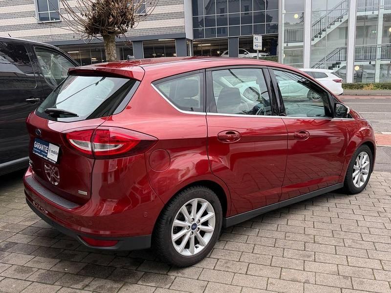 Gebraucht Ford C-MAX Titanium 150 PS (110 kW) 2016 Rot Van / Kleinbus