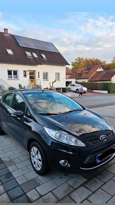 Schwarz Gebraucht 2009 Ford Fiesta Titanium Kleinwagen | 2.400 € (Guter Preis) - Bild 1/4