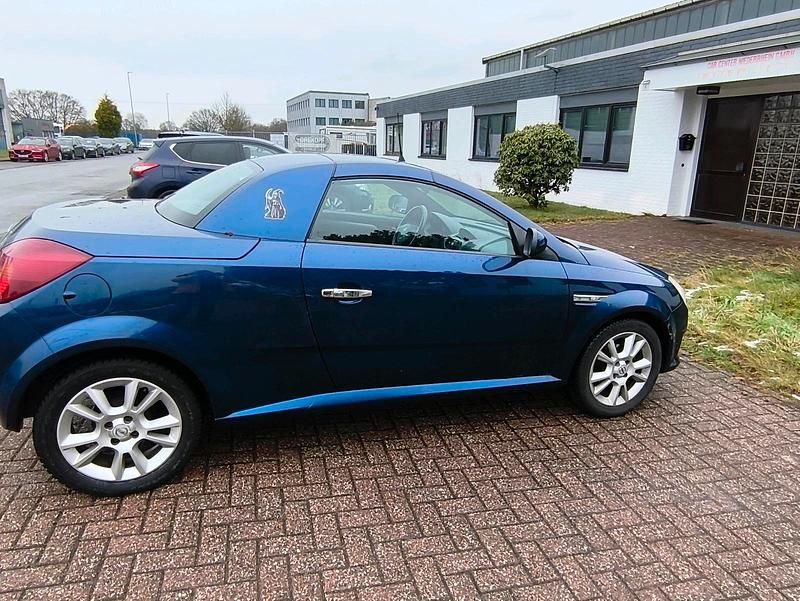 Gebraucht Opel Tigra 90 PS (66 kW) 2005 Blau Cabrio