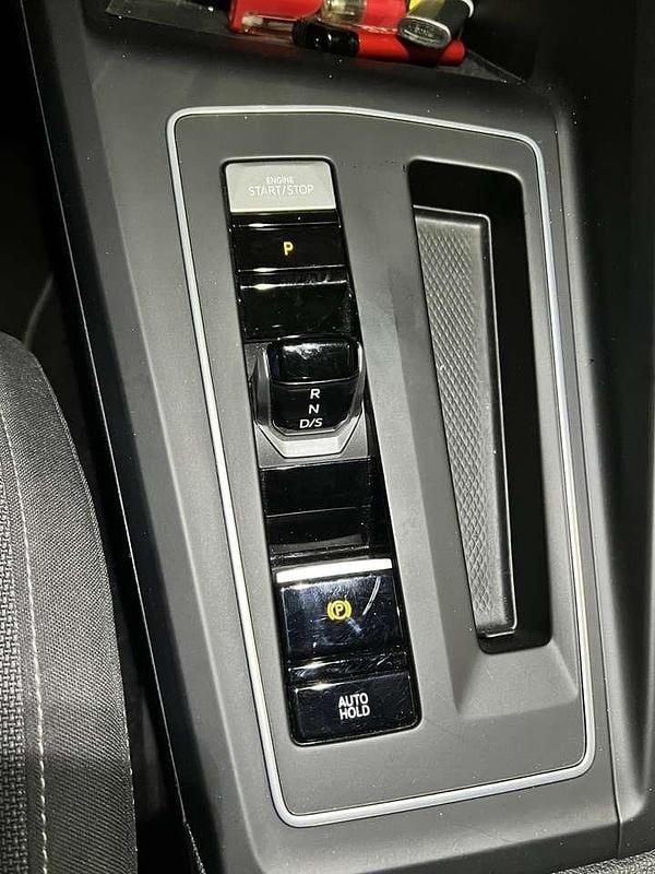 Gebraucht VW Golf VIII R 116 PS (85 kW) 2023 Grau Limousine