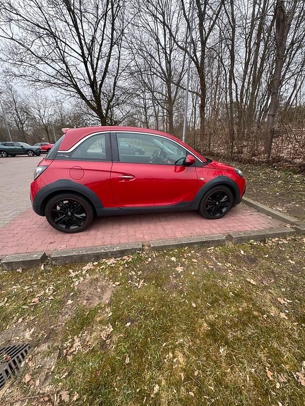 Gebraucht Opel Adam Rocks Rocks 116 PS (85 kW) 2015 Rot Kleinwagen