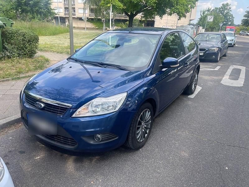 Blau Gebraucht 2009 Ford Focus Style Limousine | 3.000 € (Fairer Preis) - Bild 1/4