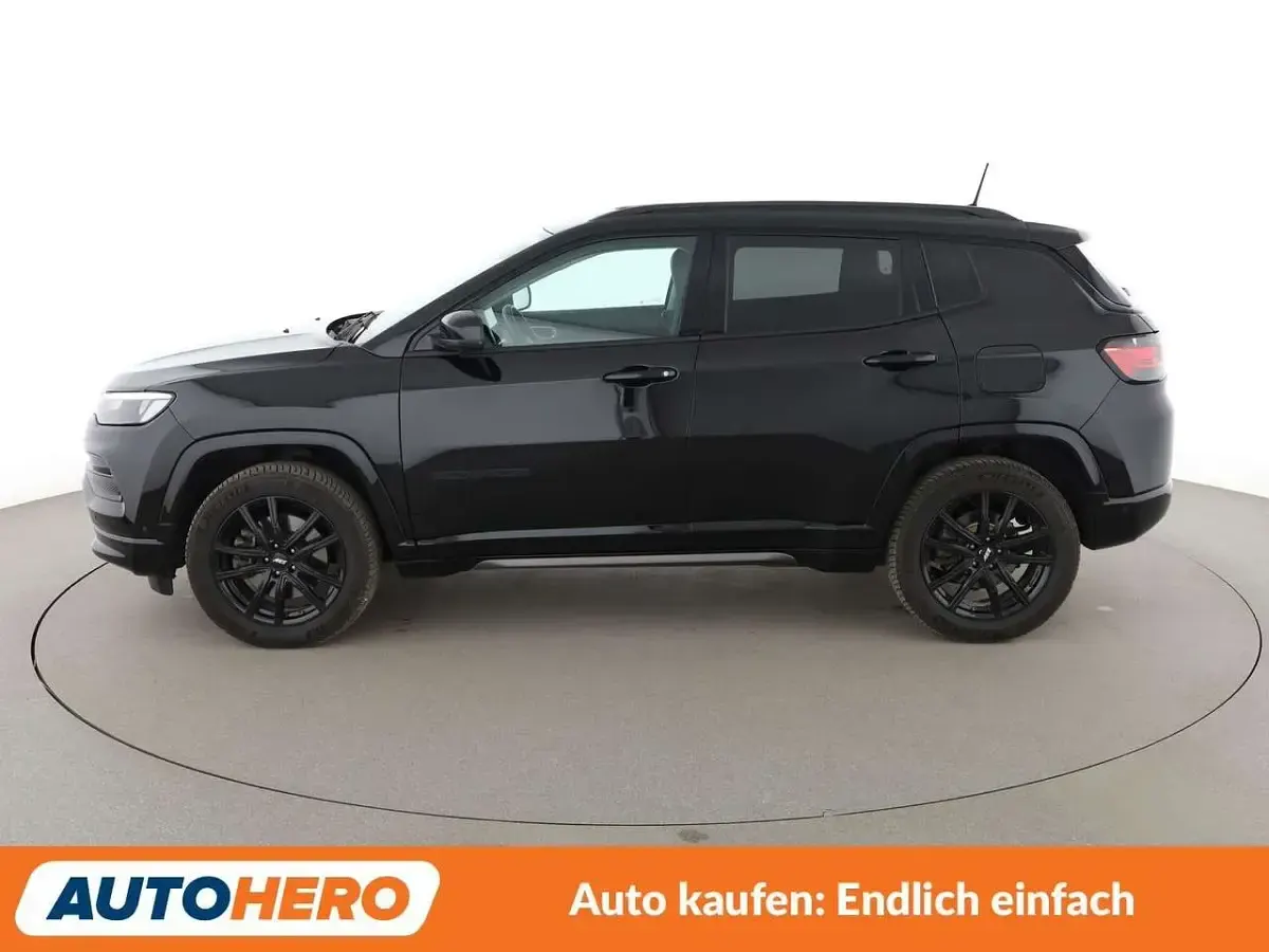 Gebraucht Jeep Compass 241 PS (177 kW) 2022 Schwarz SUV