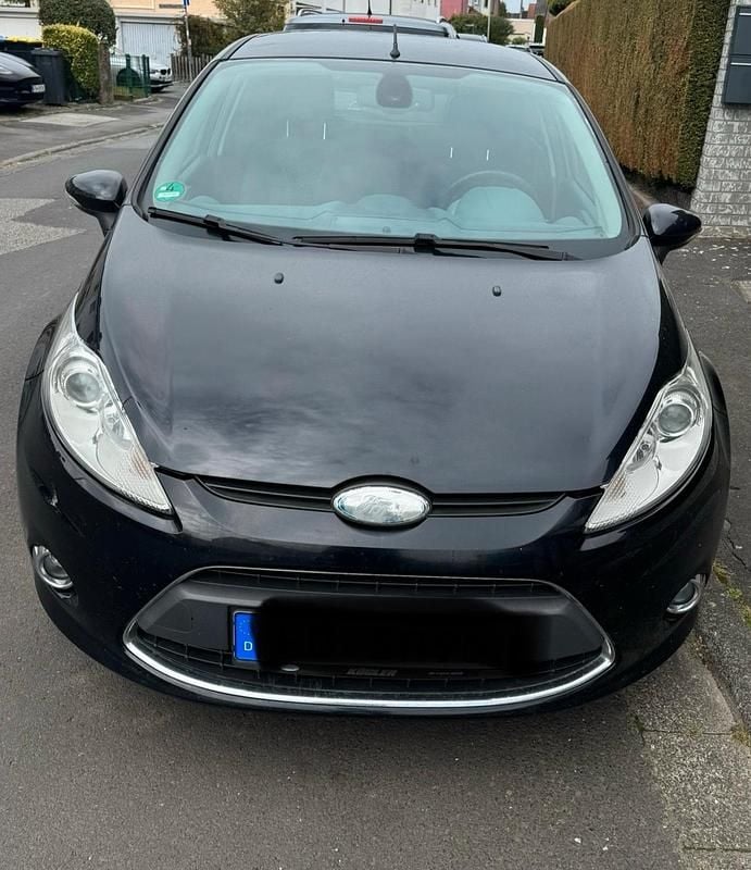 Schwarz Gebraucht 2010 Ford Fiesta Kleinwagen | 4.300 € (Etwas zu teuer) - Bild 1/4