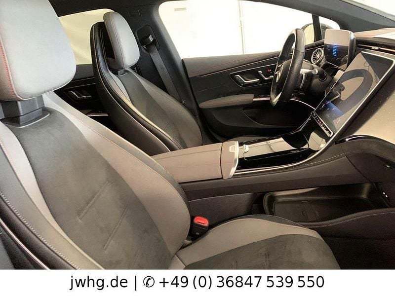 Gebraucht Mercedes EQS450+ AMG 244 kW (333 PS) 2022 Rot Limousine