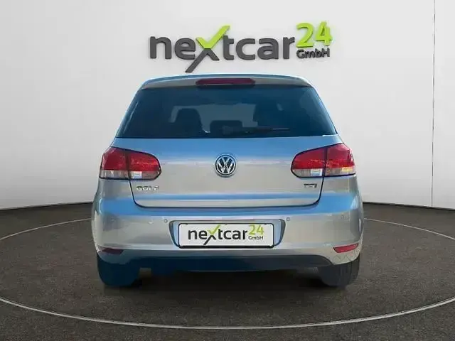 Gebraucht VW Golf VI Comfortline 122 PS (89 kW) 2009 Silber metallic Kleinwagen