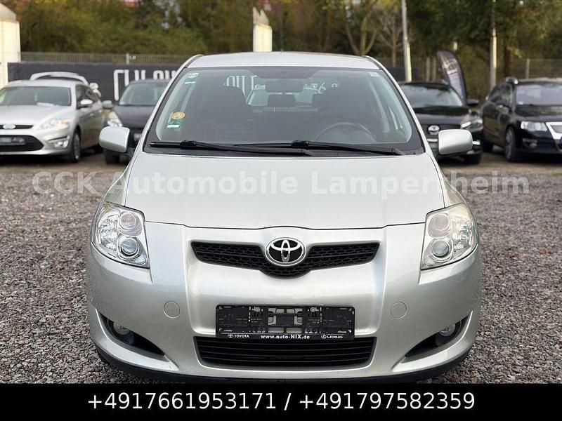 Gebraucht Toyota Auris Sol 126 PS (92 kW) 2007 Silber Kleinwagen
