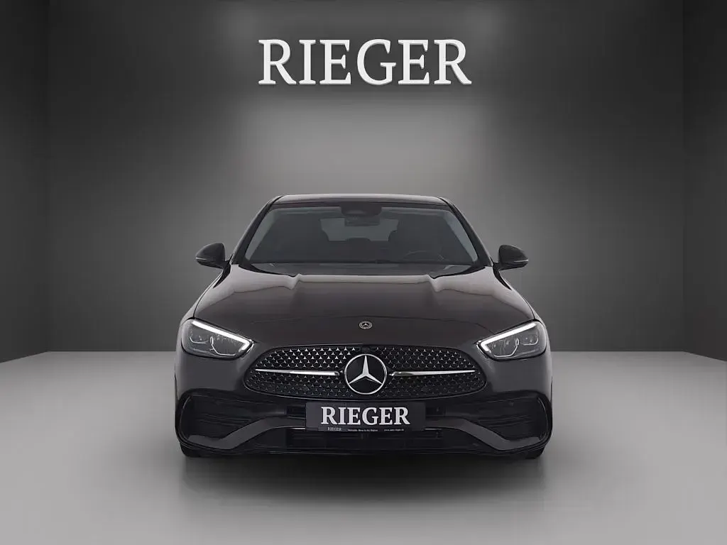 Gebraucht Mercedes C220 AMG 197 PS (144 kW) 2025 Grau Limousine