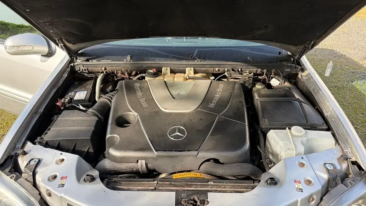 Gebraucht Mercedes ML400 320 PS (235 kW) 2003 Silber SUV