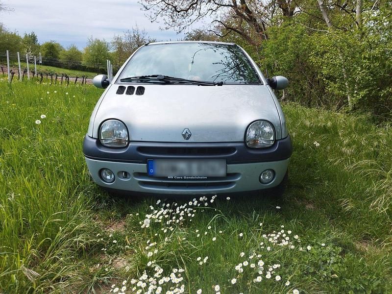 Blau Gebraucht 2006 Renault Twingo Elysee Kleinwagen | 2.650 € (Etwas zu teuer) - Bild 1/4