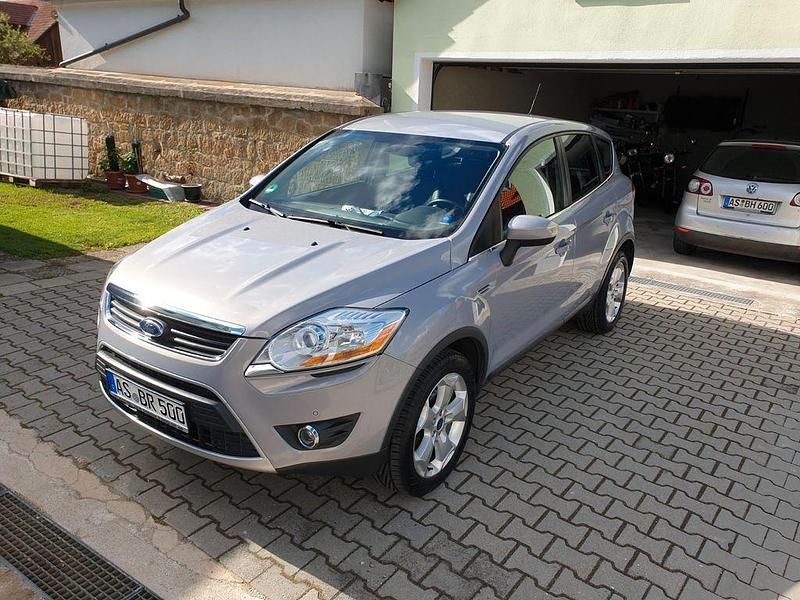 Gebraucht Ford Kuga Titanium 163 PS (119 kW) 2011 Grau SUV