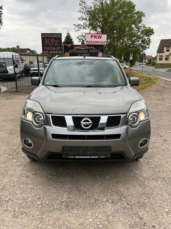 Grau Gebraucht 2013 Nissan X-Trail I-Way SUV | 8.499 € (Superpreis) - Bild 1/4