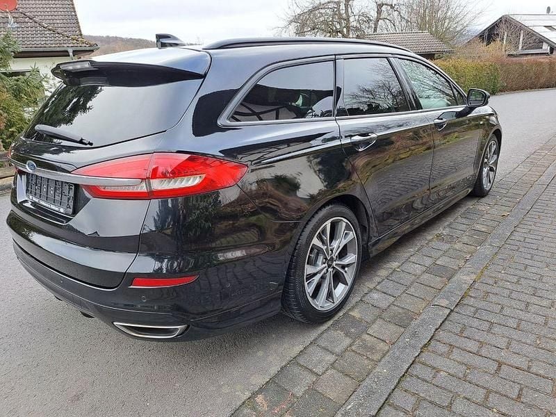 Gebraucht Ford Mondeo ST-Line 190 PS (139 kW) 2021 Schwarz Limousine