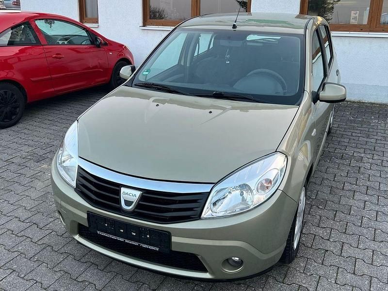 Gebraucht Dacia Sandero 75 PS (55 kW) 2008 Grün Kleinwagen