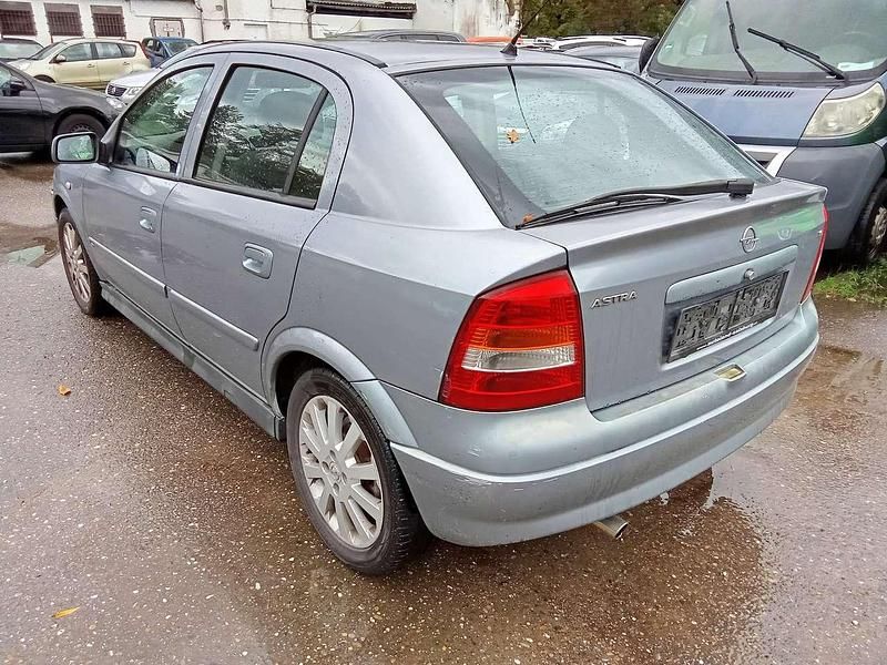 Gebraucht Opel Astra 84 PS (61 kW) 2004 Grau Limousine