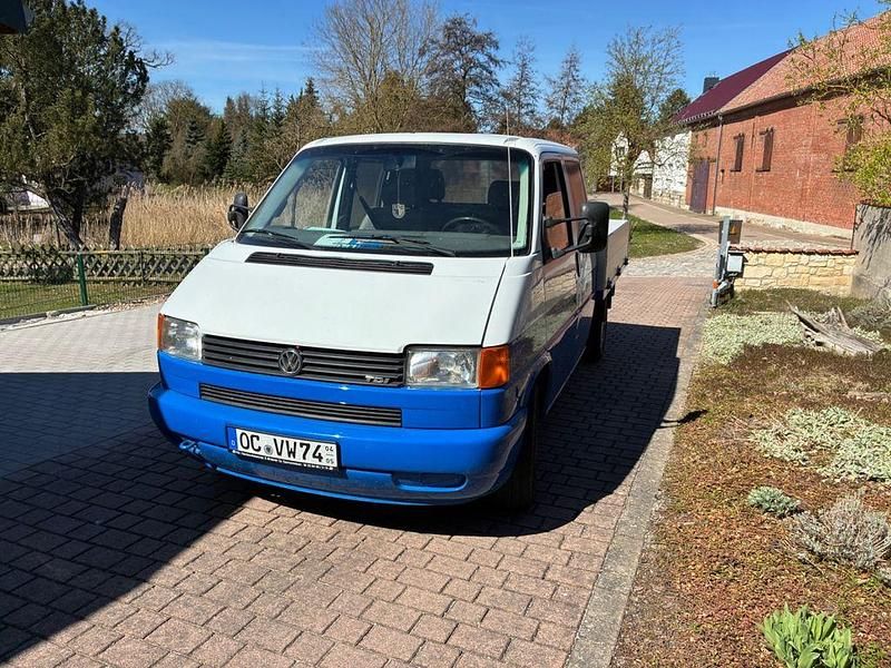 Gebraucht VW T4 102 PS (75 kW) 2000 Blau Van