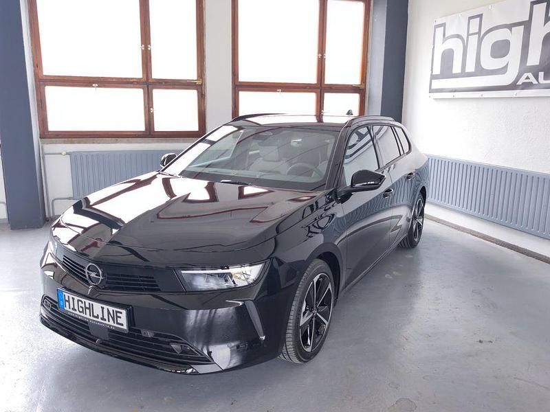 Neu Opel Astra 131 PS (96 kW) 2026 Schwarz Kombi