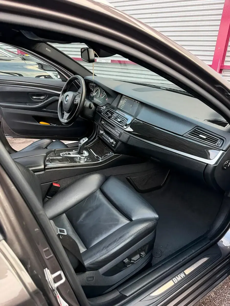 Gebraucht BMW 535 313 PS (230 kW) 2011 Braun Kombi