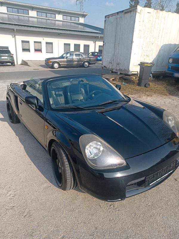 Gebraucht Toyota MR2 140 PS (102 kW) 2000 Schwarz Cabrio
