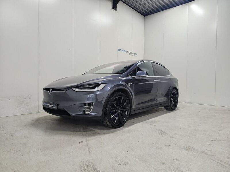 Grau Gebraucht 2017 Tesla Model X SUV | 39.990 € (Teuer) - Bild 1/4