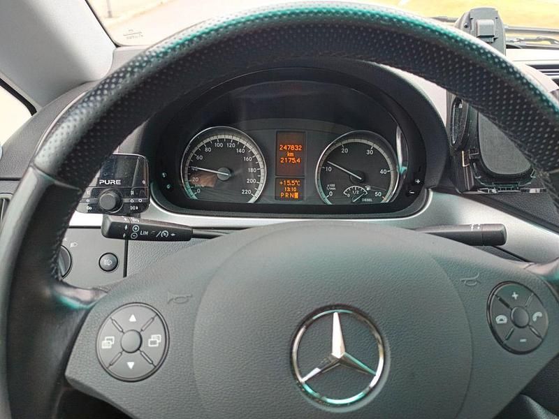 Gebraucht Mercedes Viano 224 PS (164 kW) 2012 Schwarz Van / Kleinbus