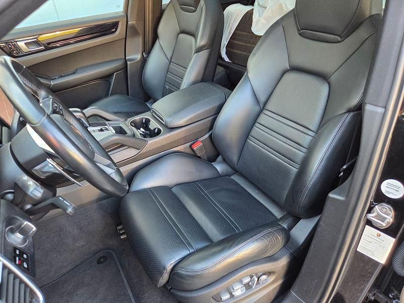 Gebraucht Porsche Cayenne 340 PS (250 kW) 2019 Schwarz SUV