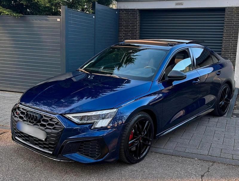 Gebraucht Audi S3 Ambiente 310 PS (228 kW) 2023 Blau Limousine