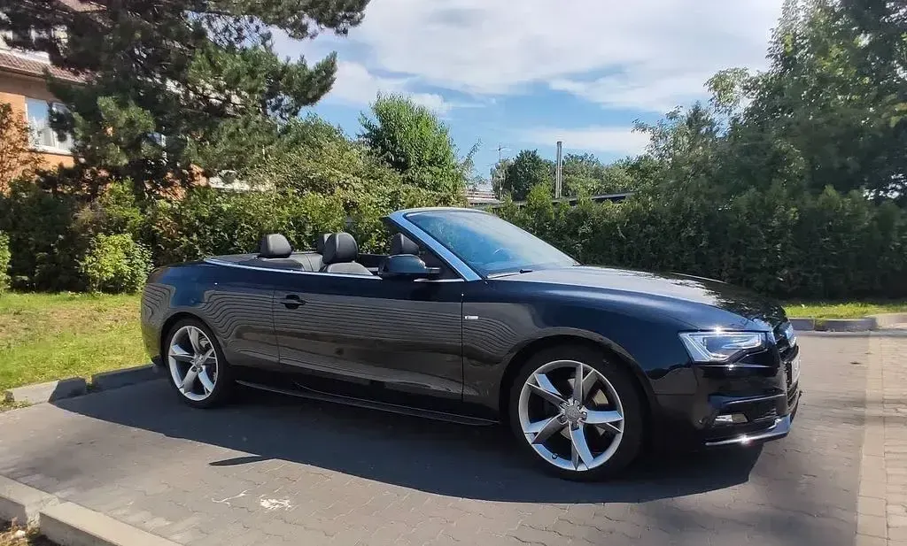Gebraucht Audi A5 Cabriolet Ambiente 170 PS (125 kW) 2012 Schwarz Cabrio