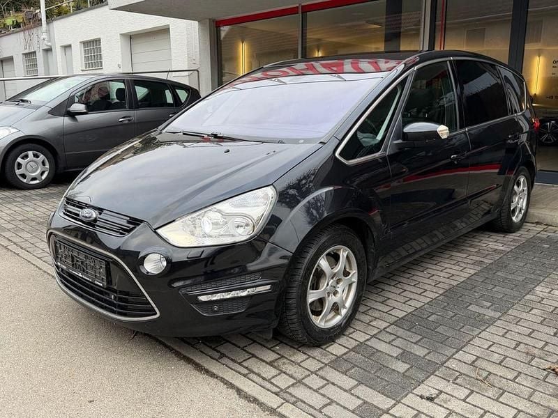 Gebraucht Ford S-MAX Titanium 163 PS (119 kW) 2014 Schwarz Van / Kleinbus