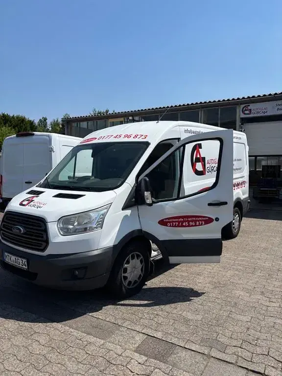 Gebraucht Ford Transit 131 PS (96 kW) 2017 Weiß