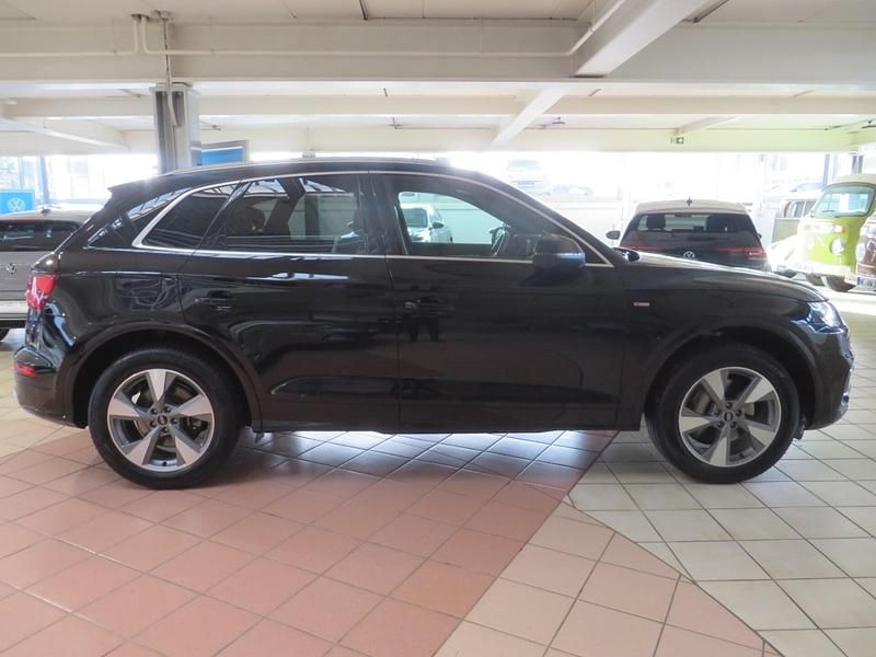 Gebraucht Audi Q5 Design 299 PS (219 kW) 2020 Schwarz SUV