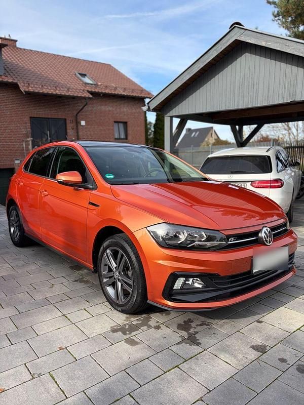 Orange Gebraucht 2018 VW Polo Highline Kleinwagen | 14.789 € (Fairer Preis) - Bild 1/4