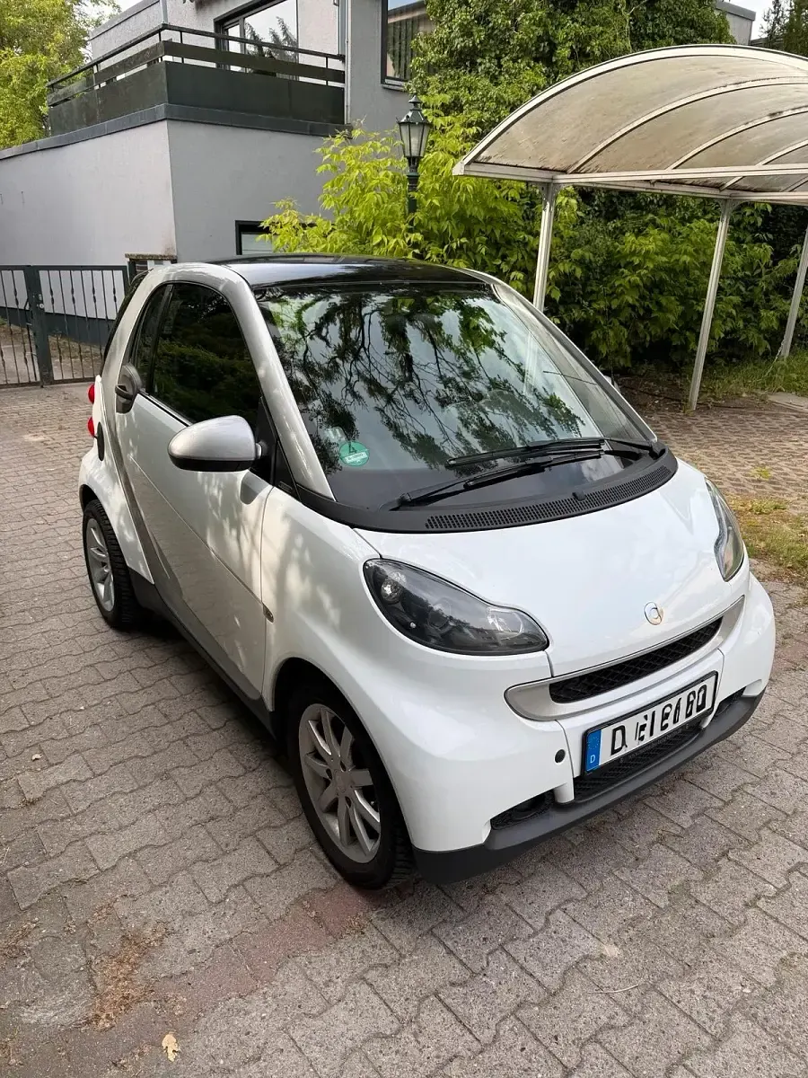 Gebraucht Smart ForTwo Coupé Passion 71 PS (52 kW) 2008 Weiß Coupé