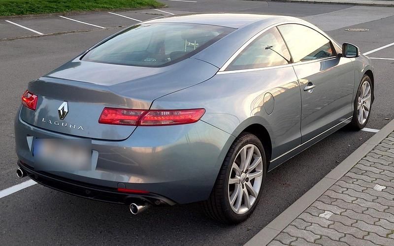 Gebraucht Renault Laguna Coupé Dynamique 170 PS (125 kW) 2009 Blau Coupé